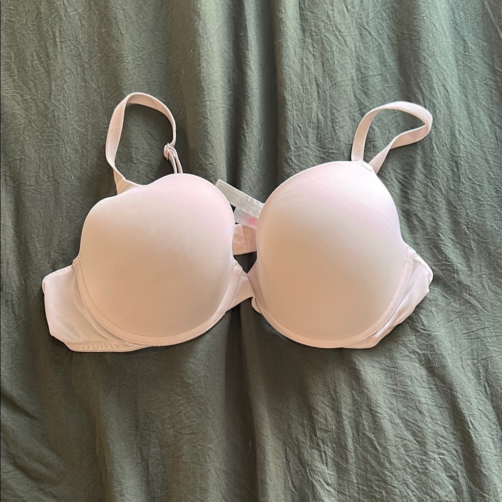 Comfortable Pink T-Shirt Bra with Molded Cups